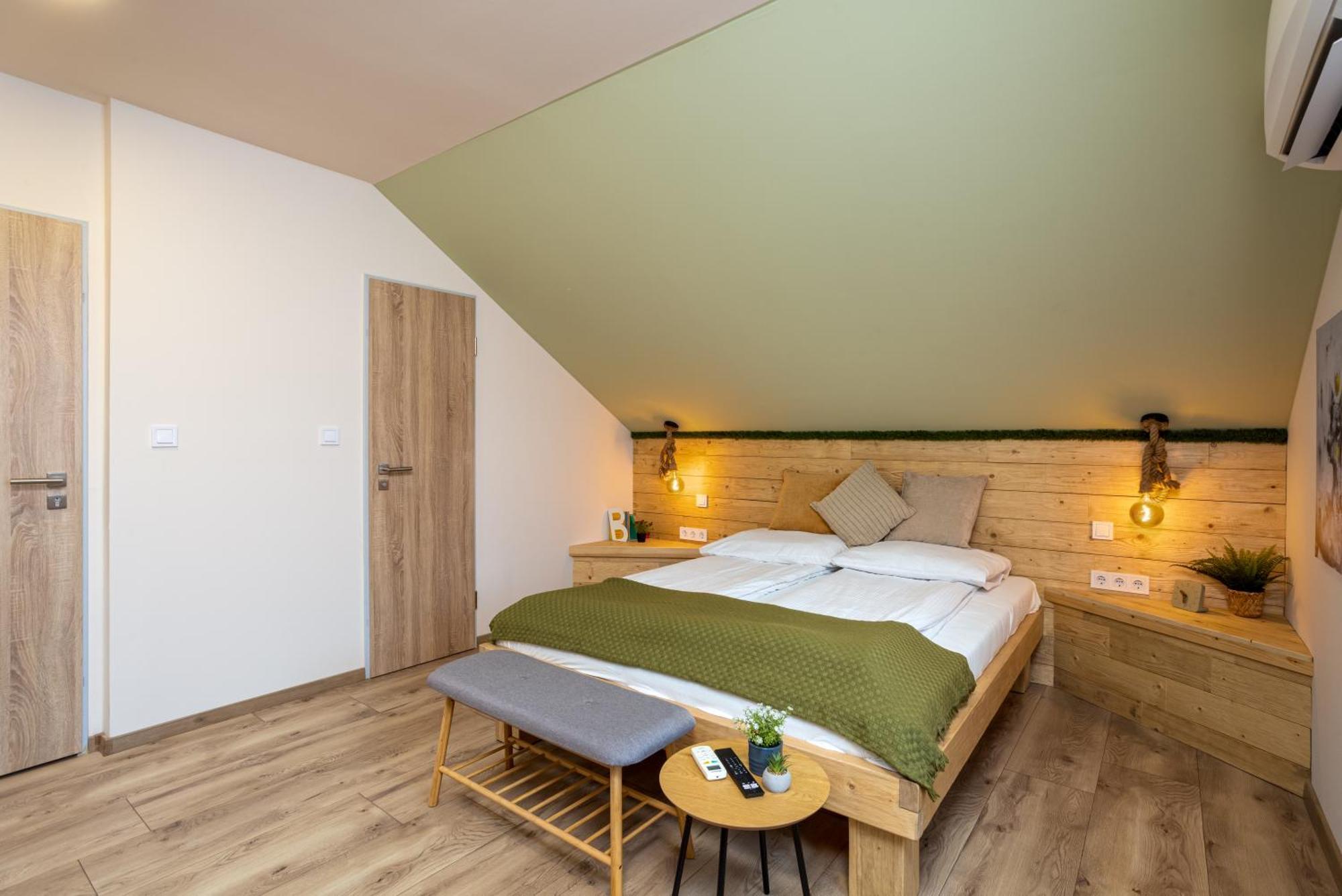 Forro Fogado & Bauer Bistro Hotel Roszke ภายนอก รูปภาพ