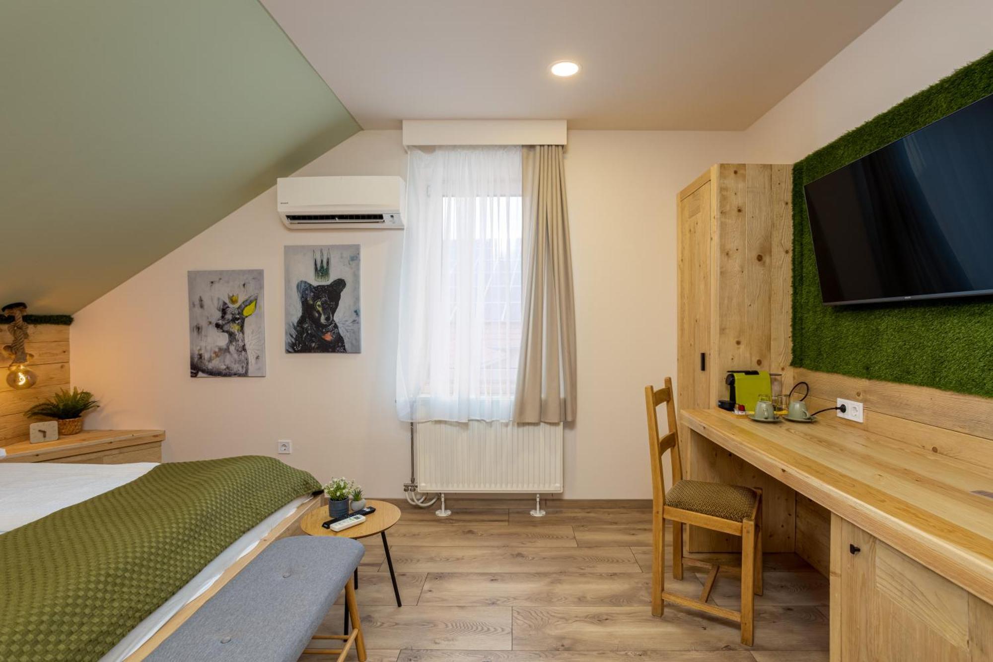 Forro Fogado & Bauer Bistro Hotel Roszke ภายนอก รูปภาพ